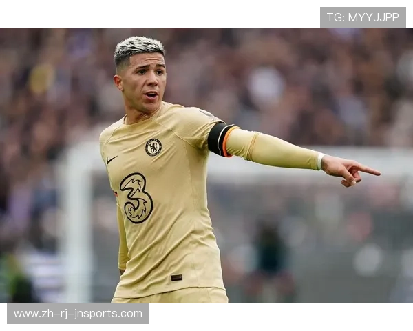 阿根廷籍球员在英超赛场的代表性人物与数据